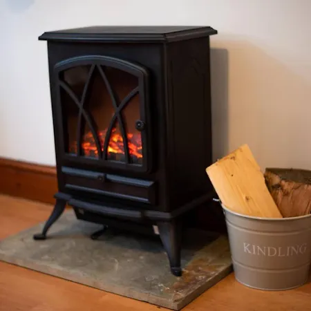 Sycamore Cottage, Falling Foss Waterfalls *
