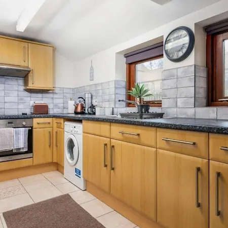 Sycamore Cottage, Falling Foss Waterfalls 別荘