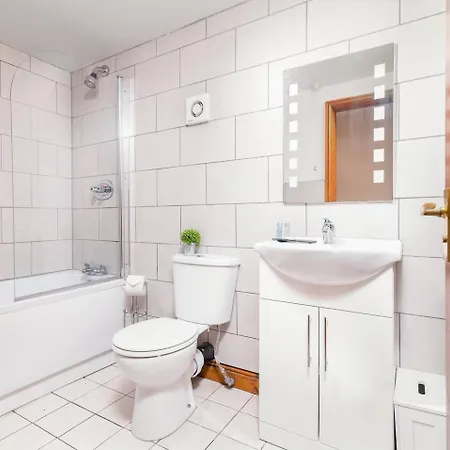 Nyaraló Sycamore Cottage, Falling Foss Waterfalls *