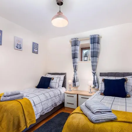 Sycamore Cottage, Falling Foss Waterfalls Nyaraló