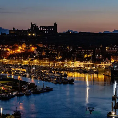 Sycamore Cottage, Falling Foss Waterfalls בית נופש וויטבי